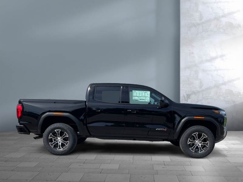 2025 GMC Canyon
