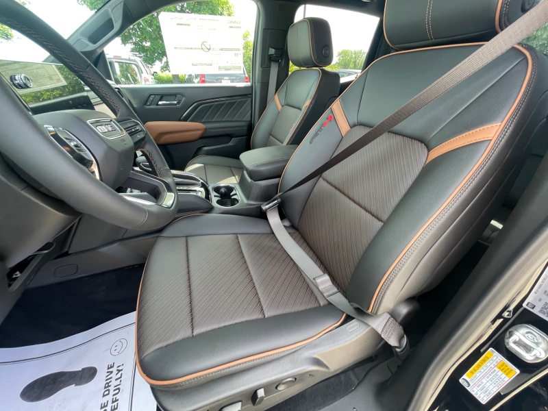 2025 GMC Canyon