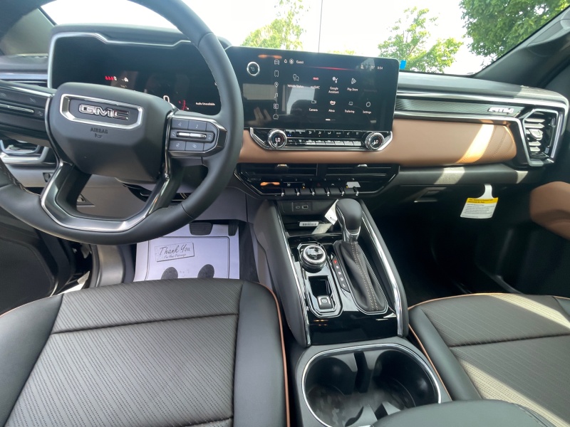 2025 GMC Canyon