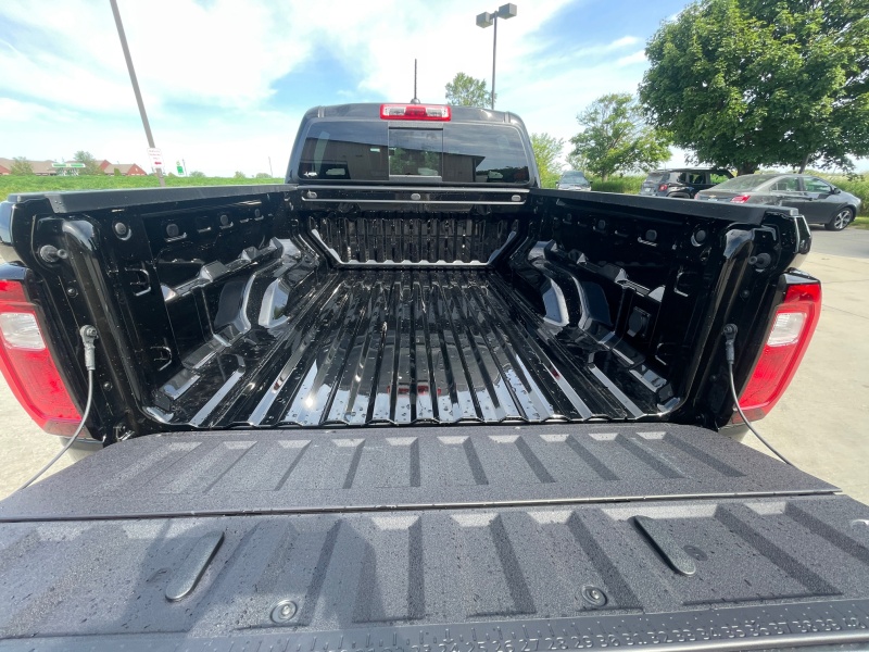 2025 GMC Canyon