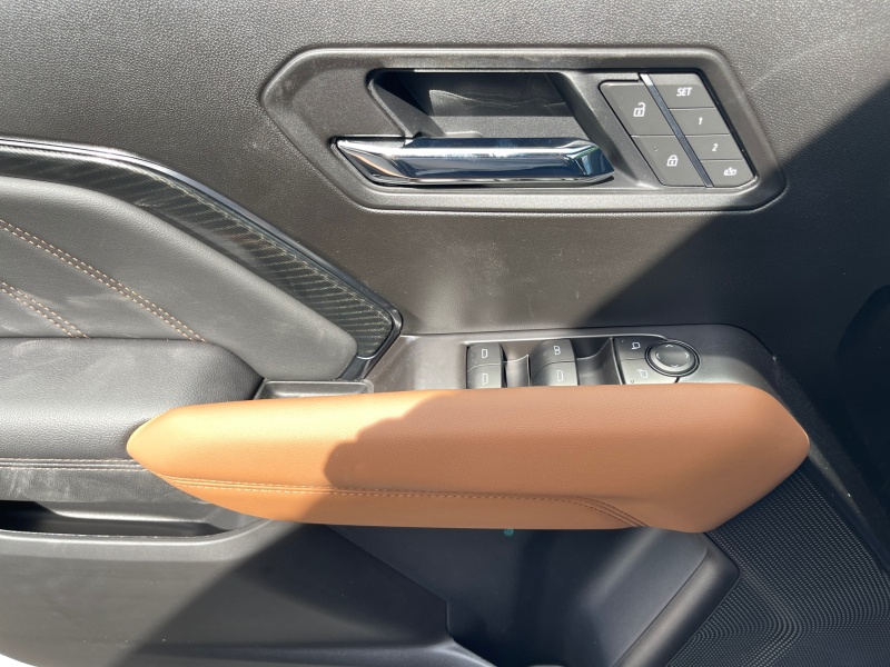 2025 GMC Canyon
