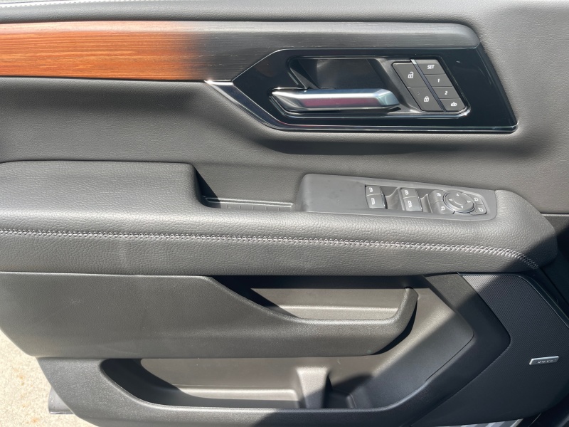 2025 GMC Yukon XL