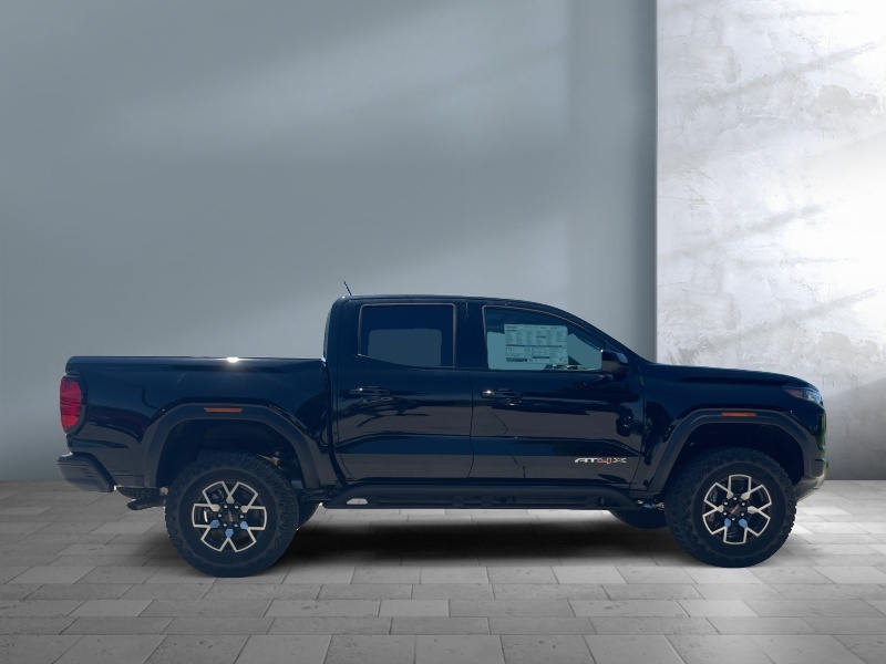 2025 GMC Canyon