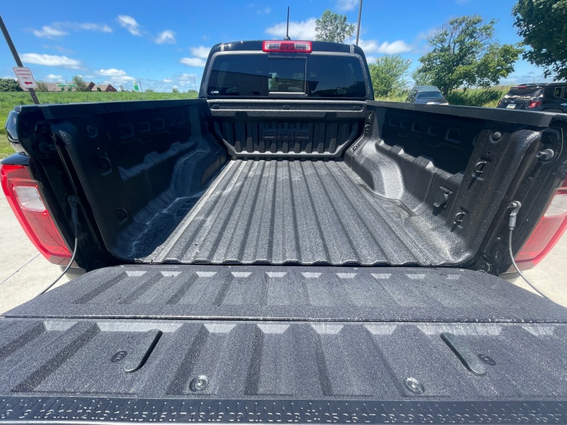 2025 GMC Canyon