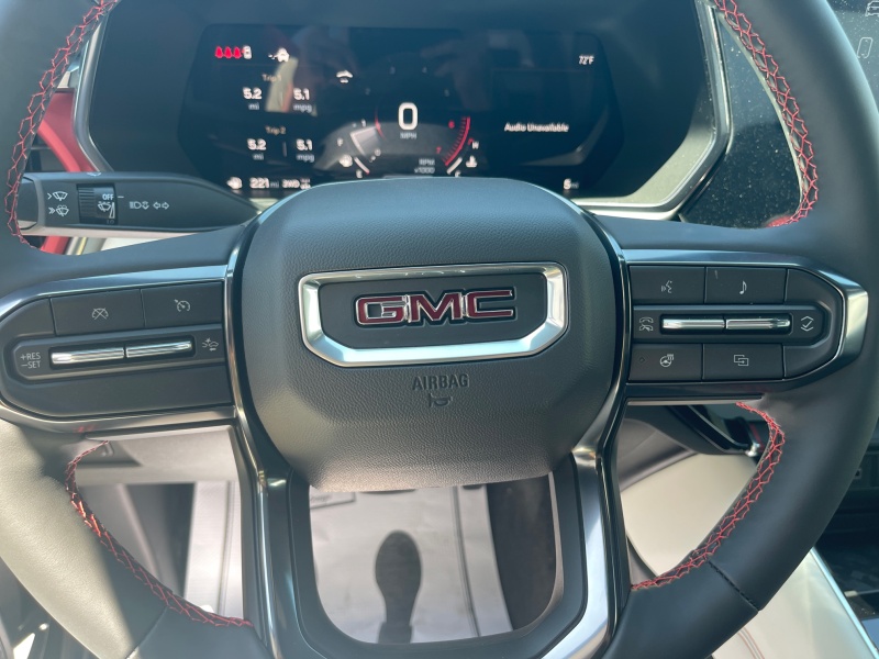 2025 GMC Canyon