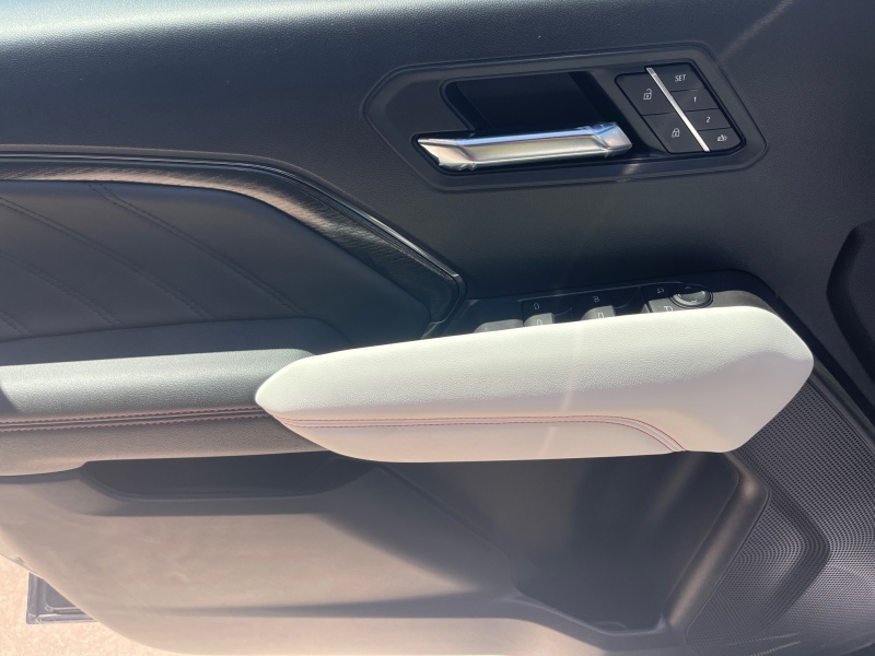 2025 GMC Canyon