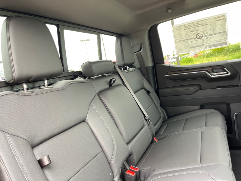 2025 GMC Sierra 1500