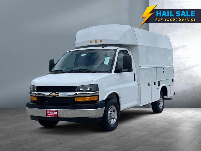 New 2025 Chevrolet Express Commercial Cutaway 3500 Van 139 Vans