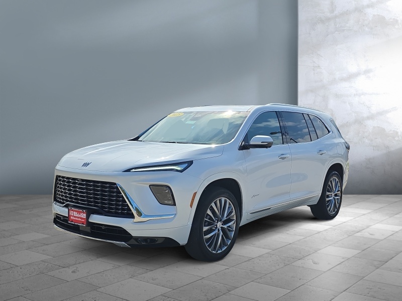 Used 2025 Buick Enclave Avenir Crossovers