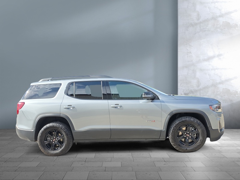 2023 GMC Acadia