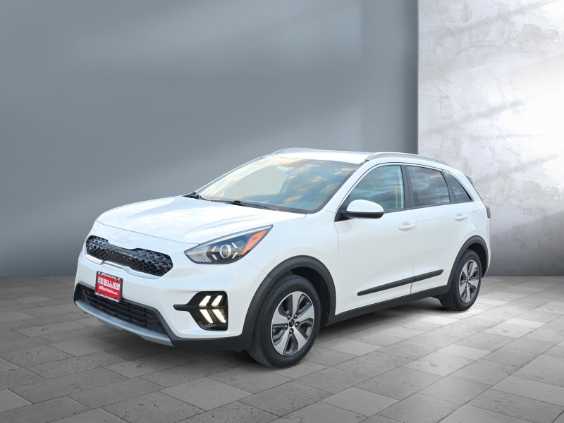 Used 2022 Kia Niro LX Car