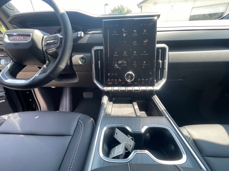 2025 GMC Acadia