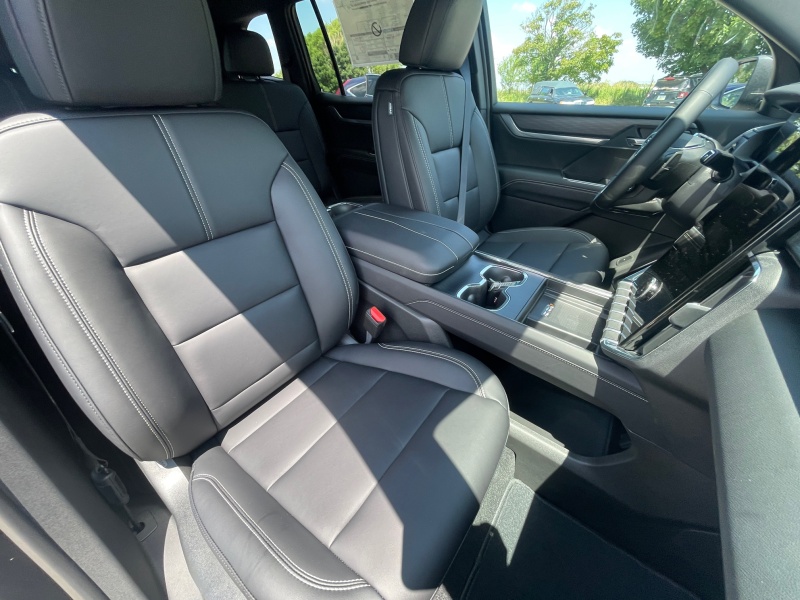 2025 GMC Acadia