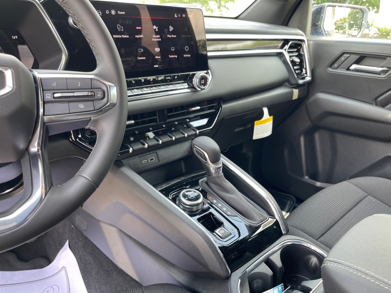 2025 GMC Canyon