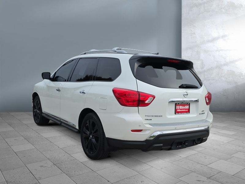 2017 Nissan Pathfinder