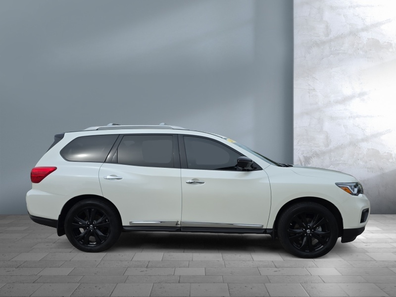 2017 Nissan Pathfinder