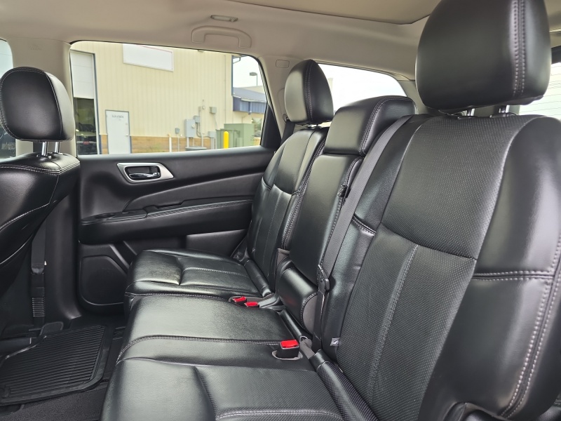 2017 Nissan Pathfinder