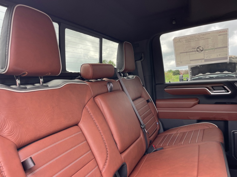 2025 GMC Sierra 2500HD