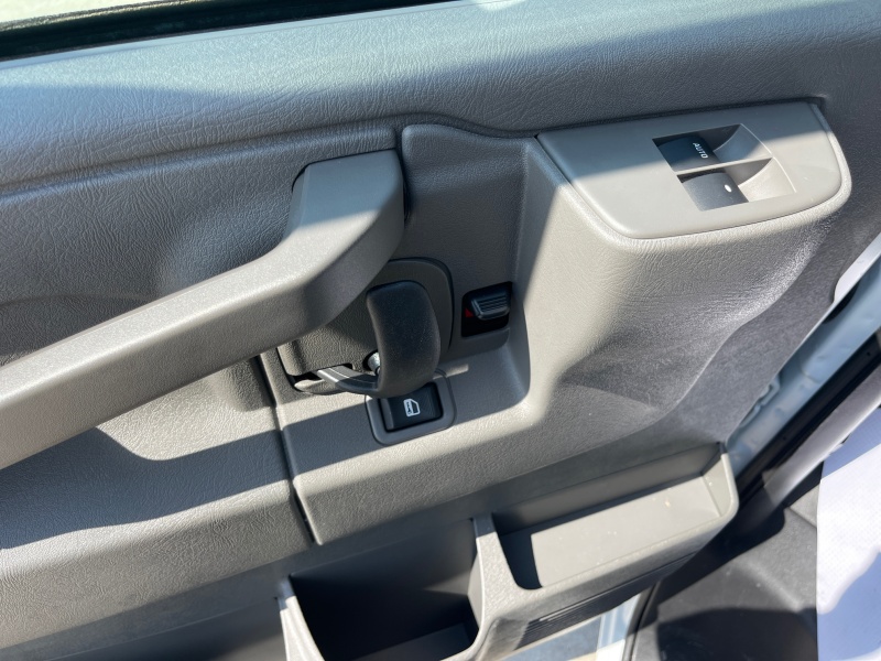 2025 GMC Savana Commercial Cutaway