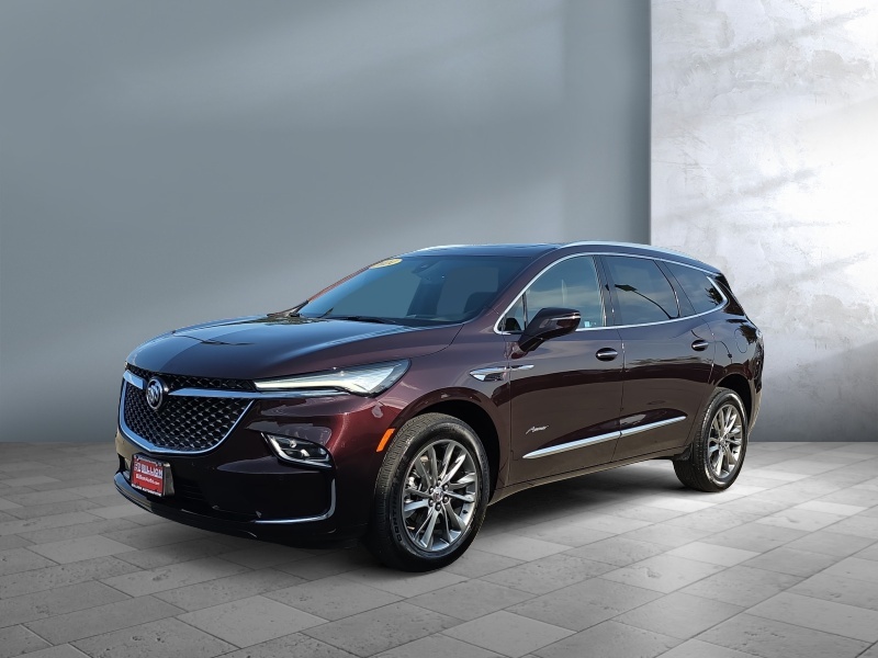 Used 2024 Buick Enclave Avenir Crossovers
