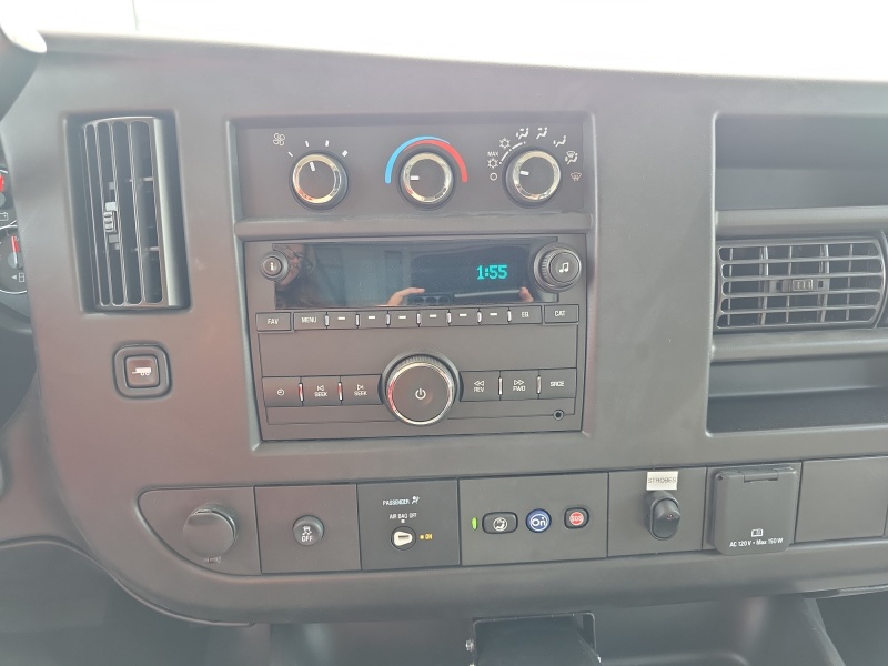 2025 Chevrolet Express Commercial Cutaway