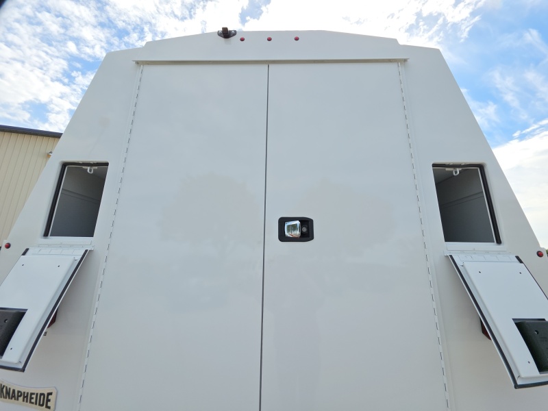 2025 Chevrolet Express Commercial Cutaway