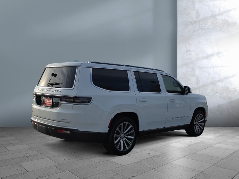 2022 Jeep Grand Wagoneer