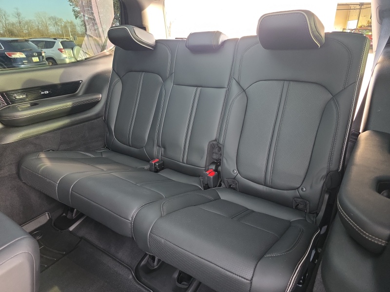 2022 Jeep Grand Wagoneer