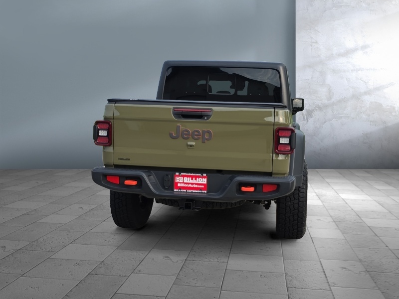 2025 Jeep Gladiator