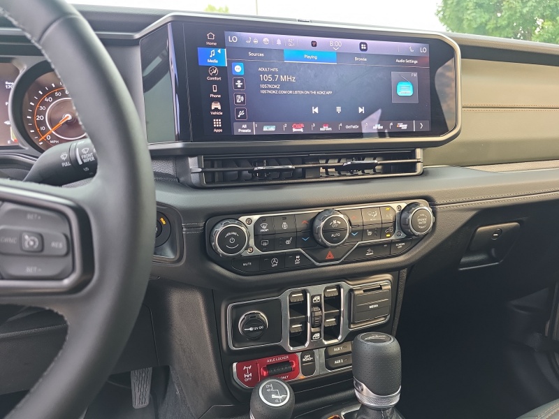 2025 Jeep Gladiator