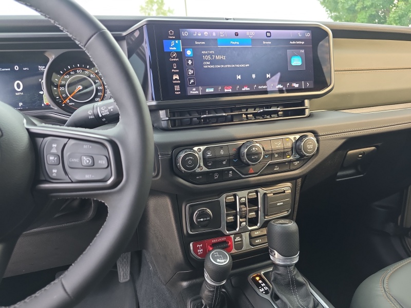 2025 Jeep Gladiator