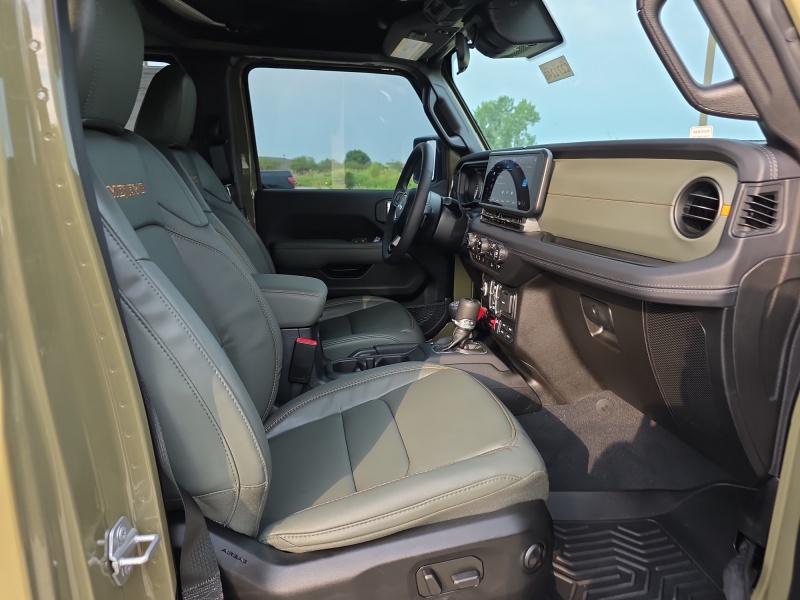2025 Jeep Gladiator