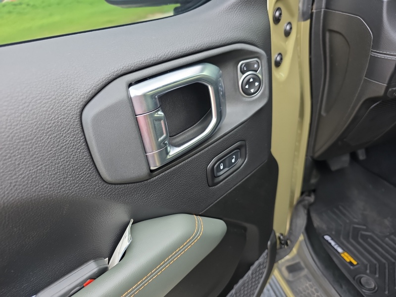 2025 Jeep Gladiator