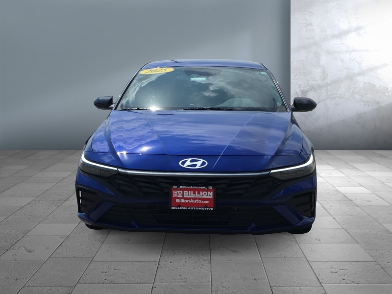 2025 Hyundai Elantra Hybrid