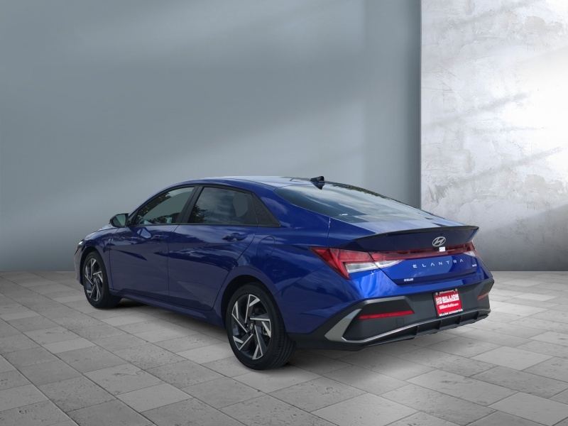 2025 Hyundai Elantra Hybrid