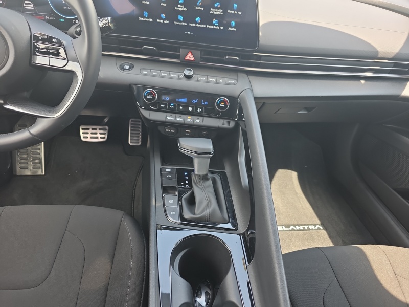 2025 Hyundai Elantra Hybrid