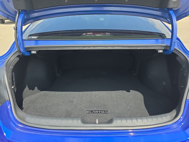 2025 Hyundai Elantra Hybrid