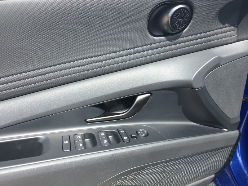 2025 Hyundai Elantra Hybrid