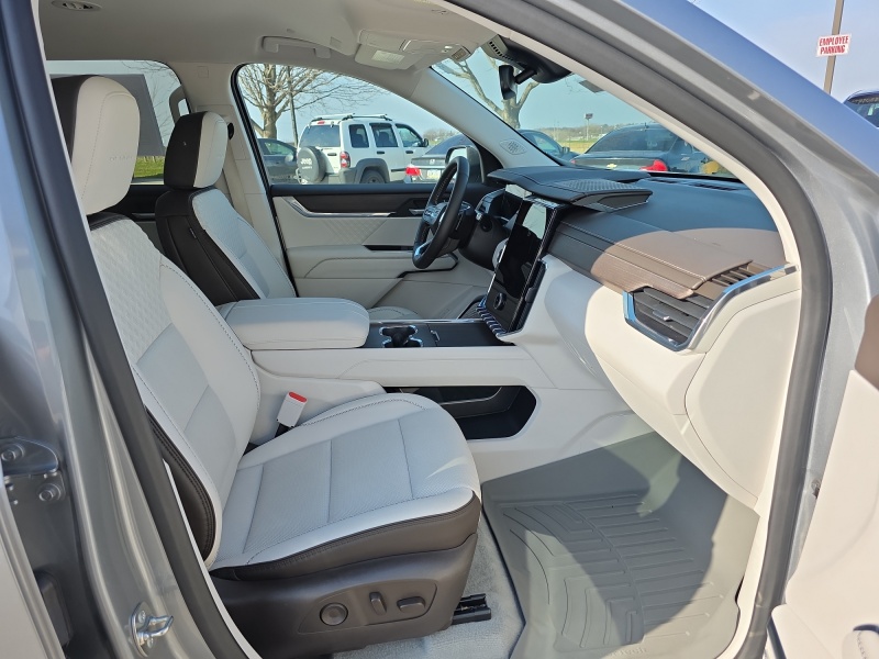 2024 GMC Acadia