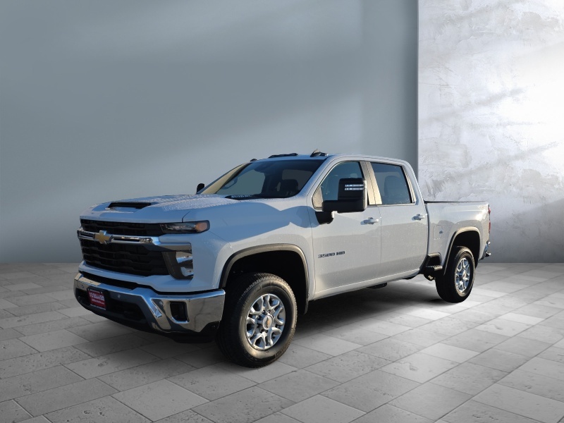 New 2026 Chevrolet Silverado 3500HD  Crew Cab LT Trucks