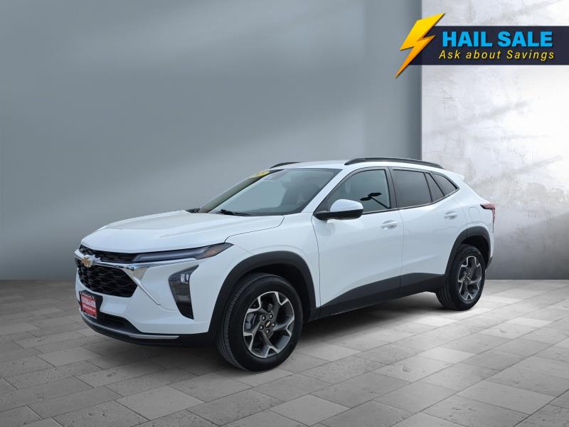 Used 2025 Chevrolet Trax LT Crossovers