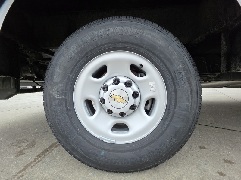 2026 Chevrolet Express Commercial Cutaway