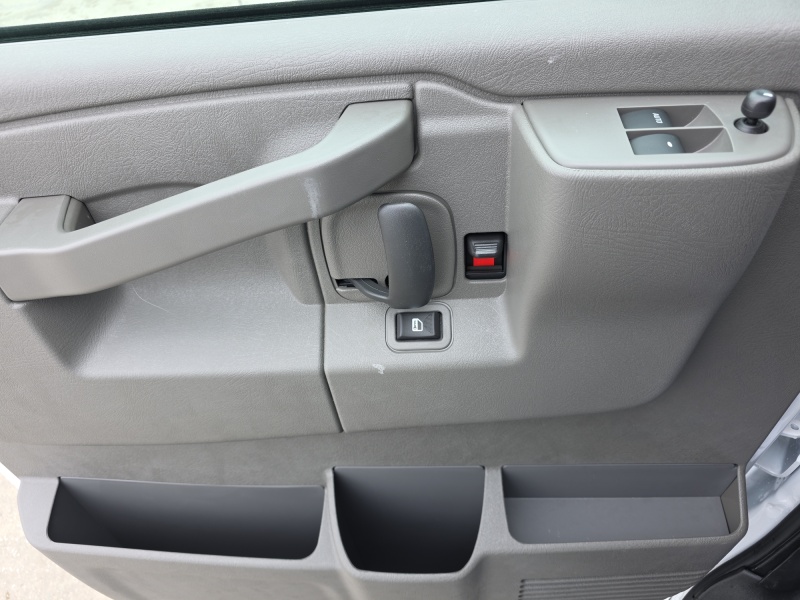 2026 Chevrolet Express Commercial Cutaway