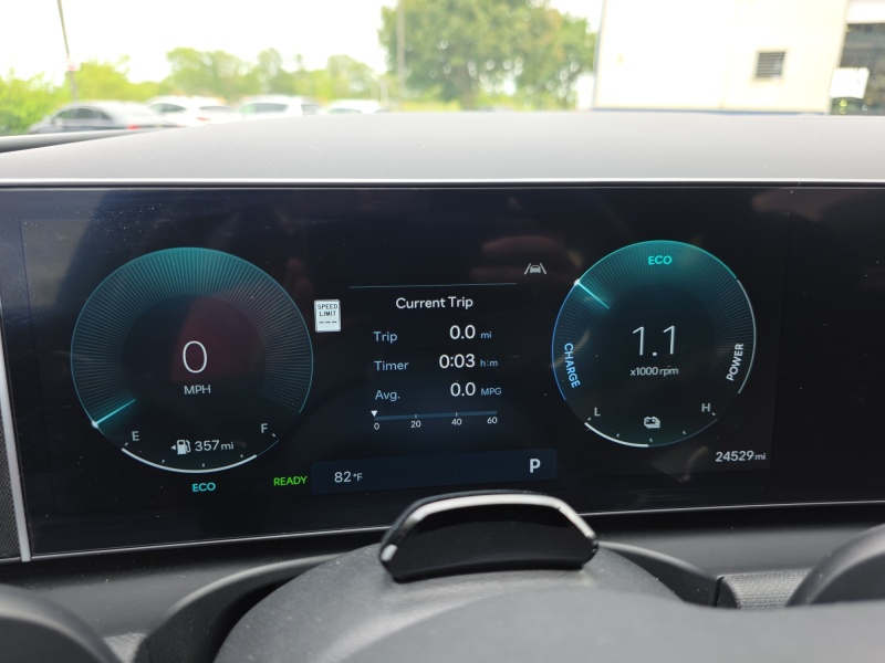 2025 Hyundai Tucson Hybrid