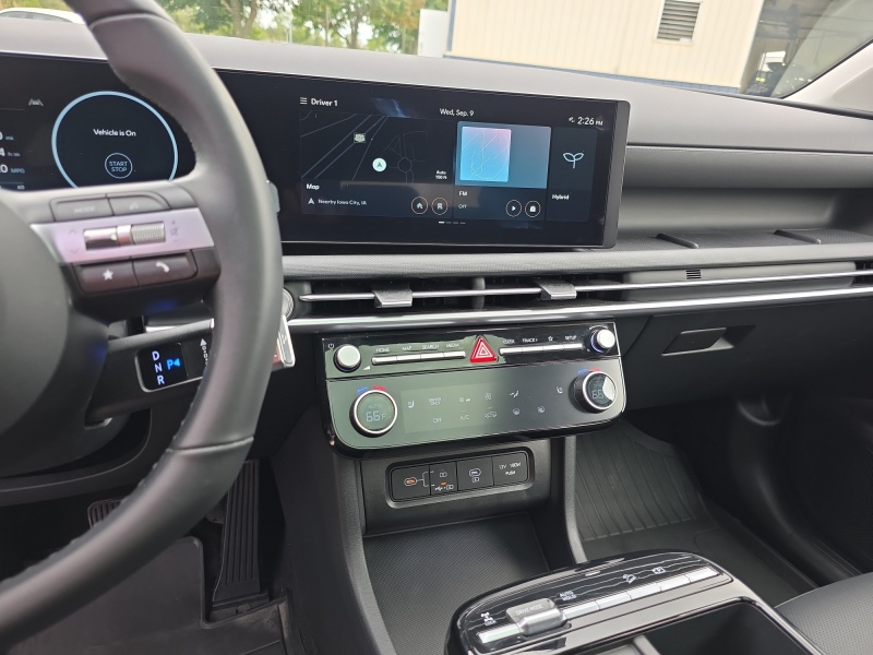 2025 Hyundai Tucson Hybrid