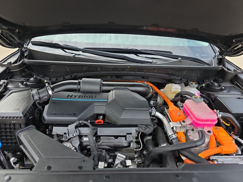 2025 Hyundai Tucson Hybrid