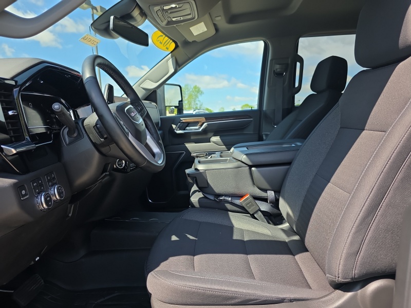 2025 GMC Sierra 2500HD