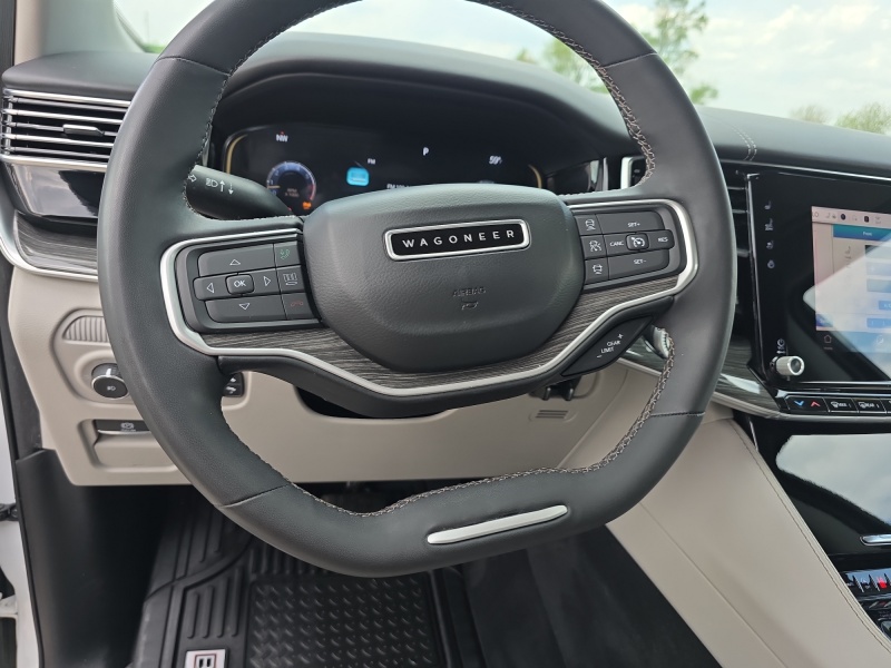 2022 Jeep Wagoneer