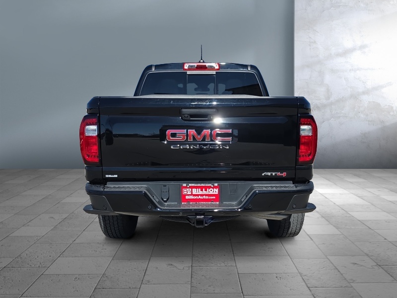 2023 GMC Canyon