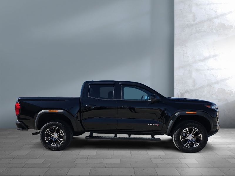 2023 GMC Canyon